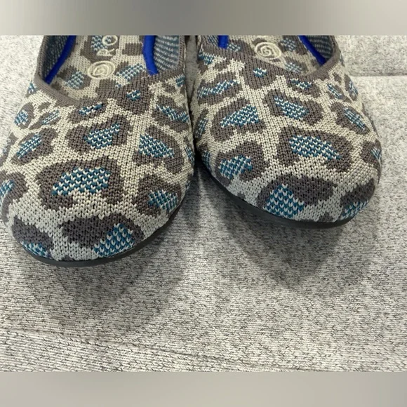 Rothy's Gray Leopard Knit Slip-On Flats with Blue Trim - Picture 5 of 6